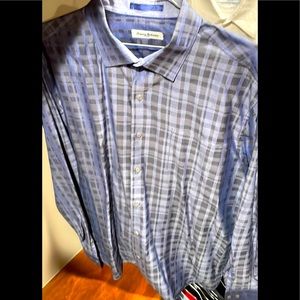 Tommy Bahama size XL long sleeve